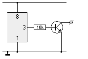 Ausgang des IC mit angeschlossenem Vorwiderstand und NPN–Transistor.