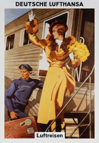 Plakat: Frau mit gelbem Mantel steigt in ein größeres Flugzeug ein und winkt zurück.