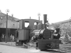 Zweifach gekuppelte Feldbahndampflok Nr. 1 im Frankfurter Feldbahn–Museum.