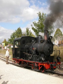 Dampflok WN12 der Härtsfeld–Museumsbahn im Bahnhof Neresheim.