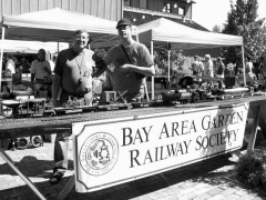 Eine Modellbahnanlage der Bay Area Garden Railway Society in Los Altos.