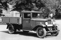 Opel Blitz–Lastkraftwagen von 1930, mit offener Pritsche.