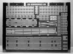 Ein Blech mit den geätzten Teilen für eine Weiche.