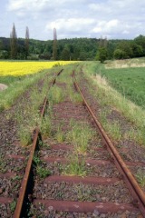 Foto: eine verlassene Bahnlinie bei Lollar.