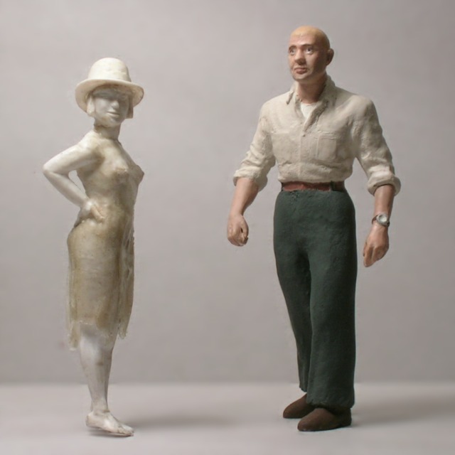 Grossbild Umgebaute Figuren Mit Kleidung Aus Papier