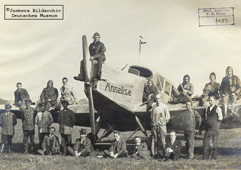 Foto mit Flugzeug Junkers F 13 