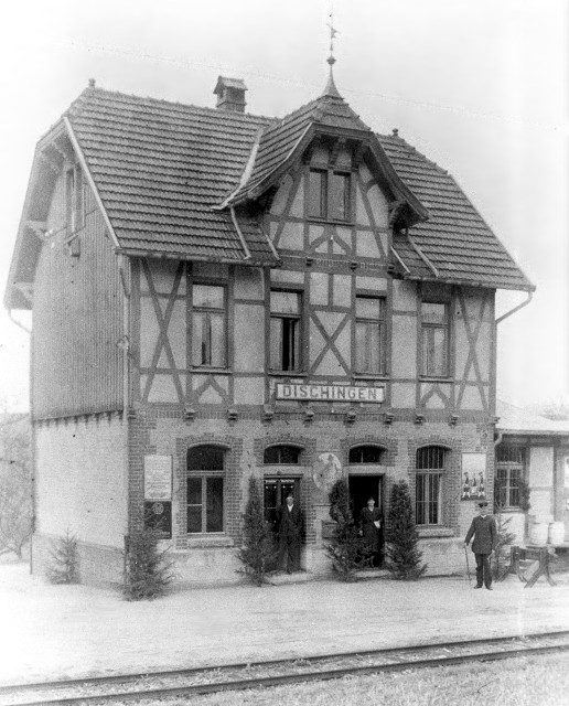 Eine historische Aufnahme des Bahnhofs Dischingen..
