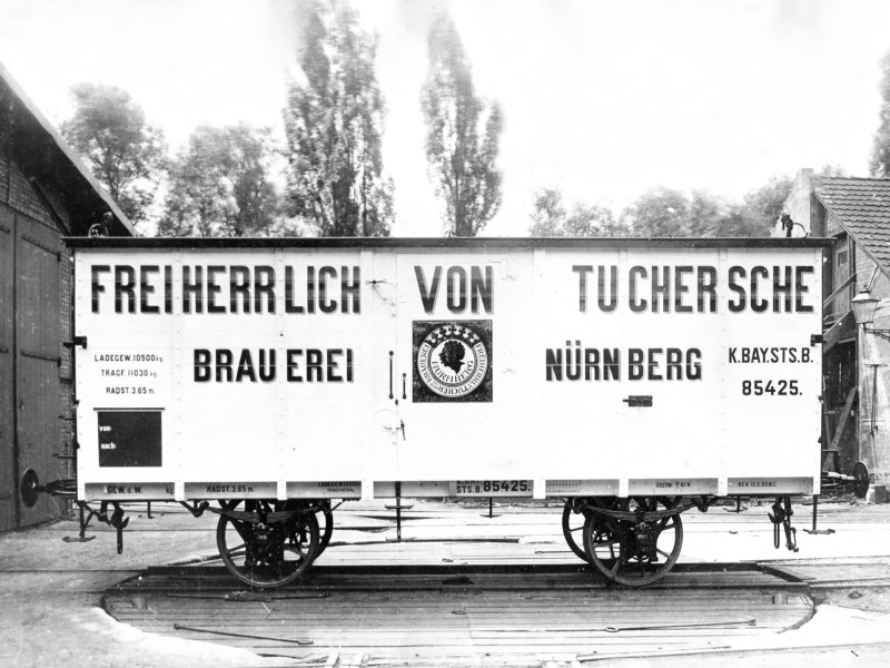 Ein früher bayerischer Bierwagen (Freiherrlich von Tucher'sche Brauerei).