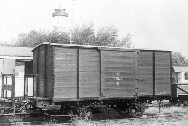 Vorbild: gedeckter, zweiachsiger Güterwagen Gw 9402, Inselbahn Wangerooge.